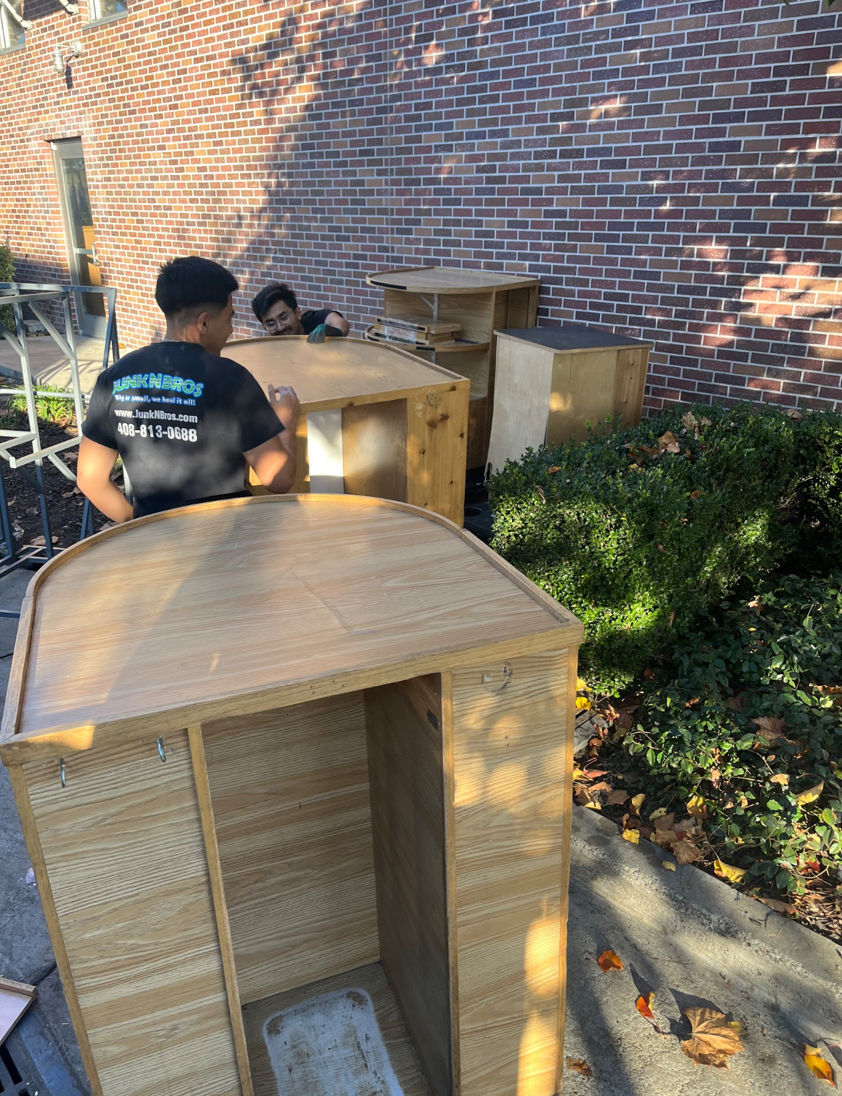 Junk N Bros hauling furniture